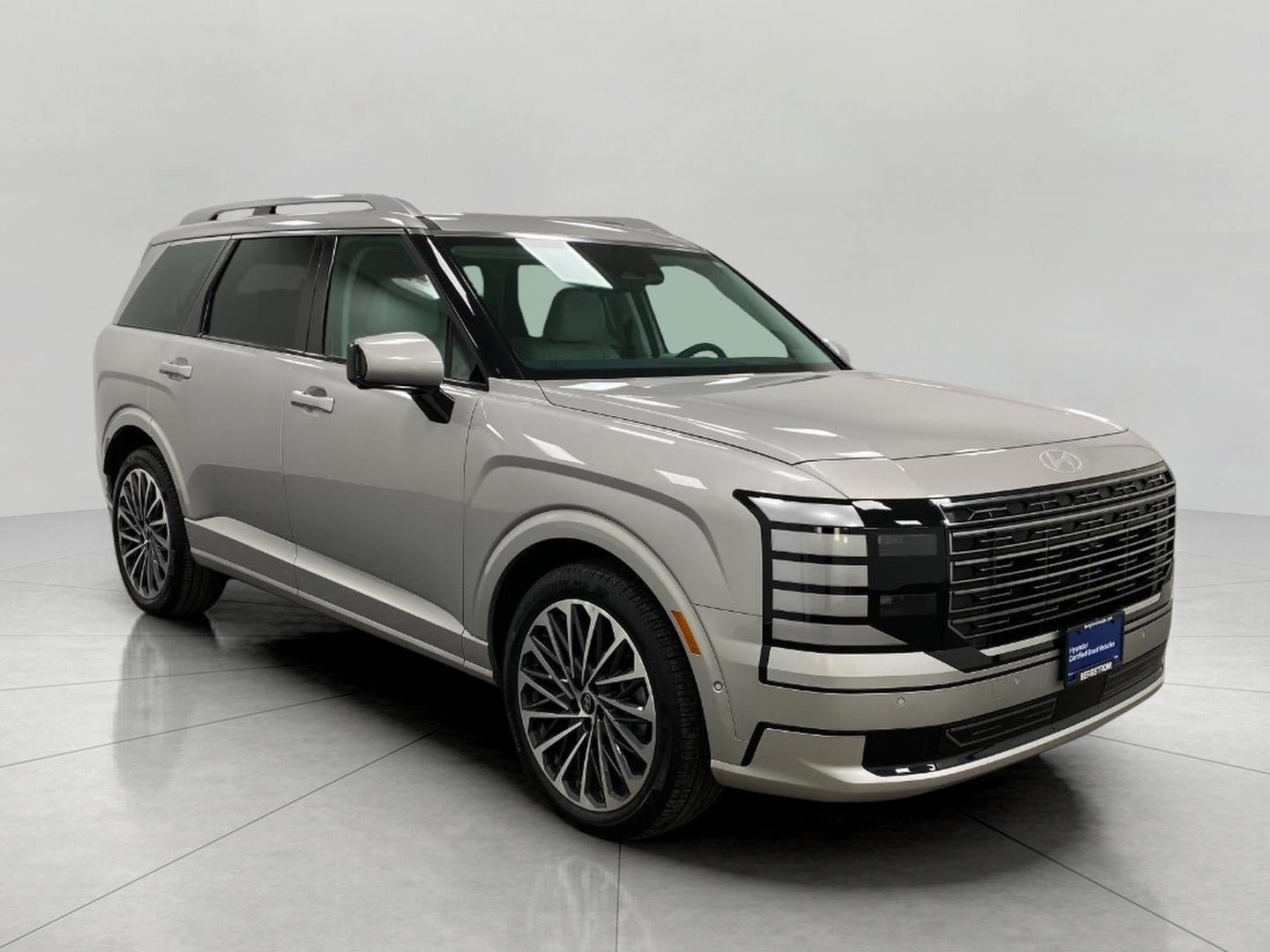 2026 Hyundai Palisade Calligraphy AWD in Typhoon Silver Metallic — front three-quarter view